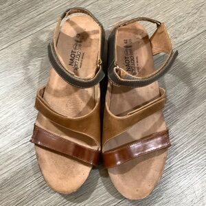 NAOT Adjustable Strappy Wedge Brown, Tan, Silver Leather Sandals size 11